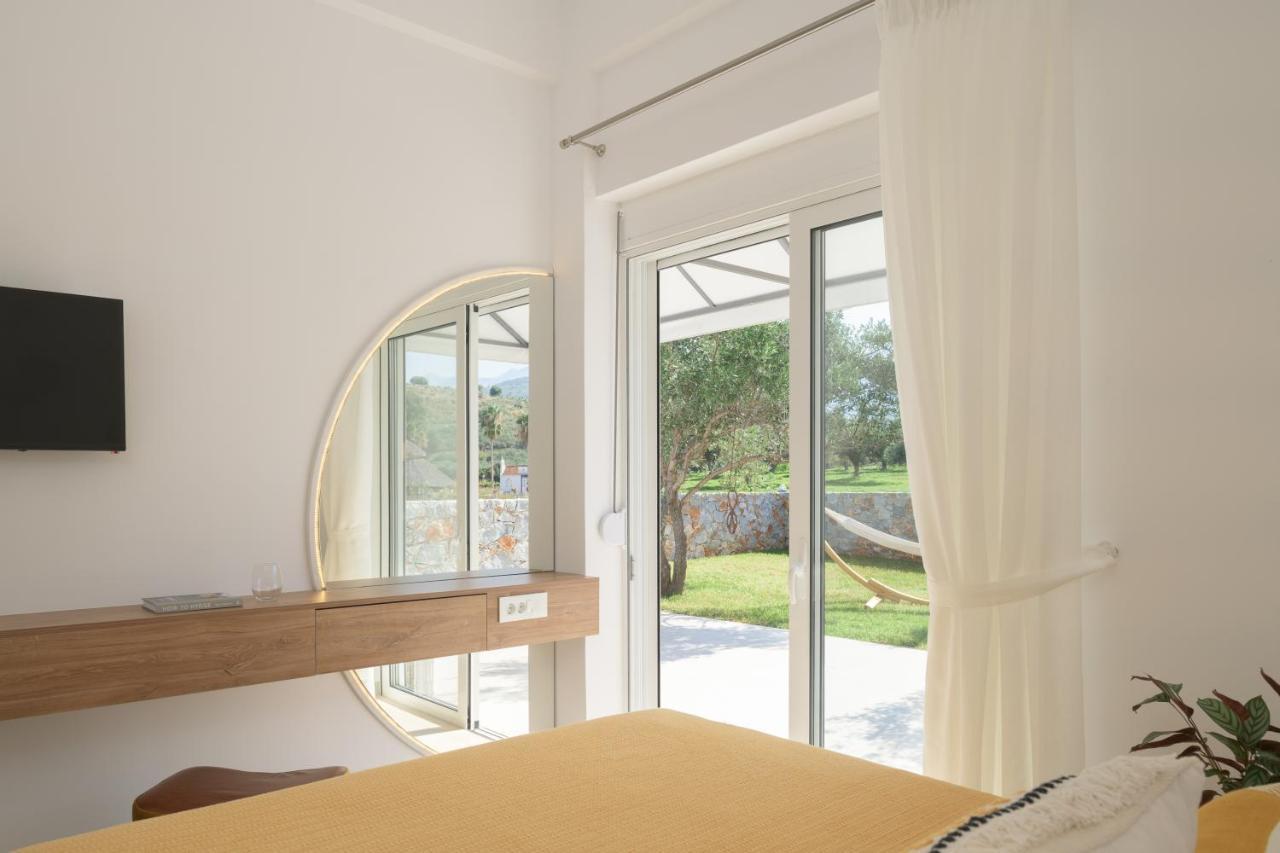 Mathés Pelagias Villa Lefka With Heated Pool מראה חיצוני תמונה